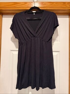 Metro 7 Black V-Neck Short Sleeve Tunic Top